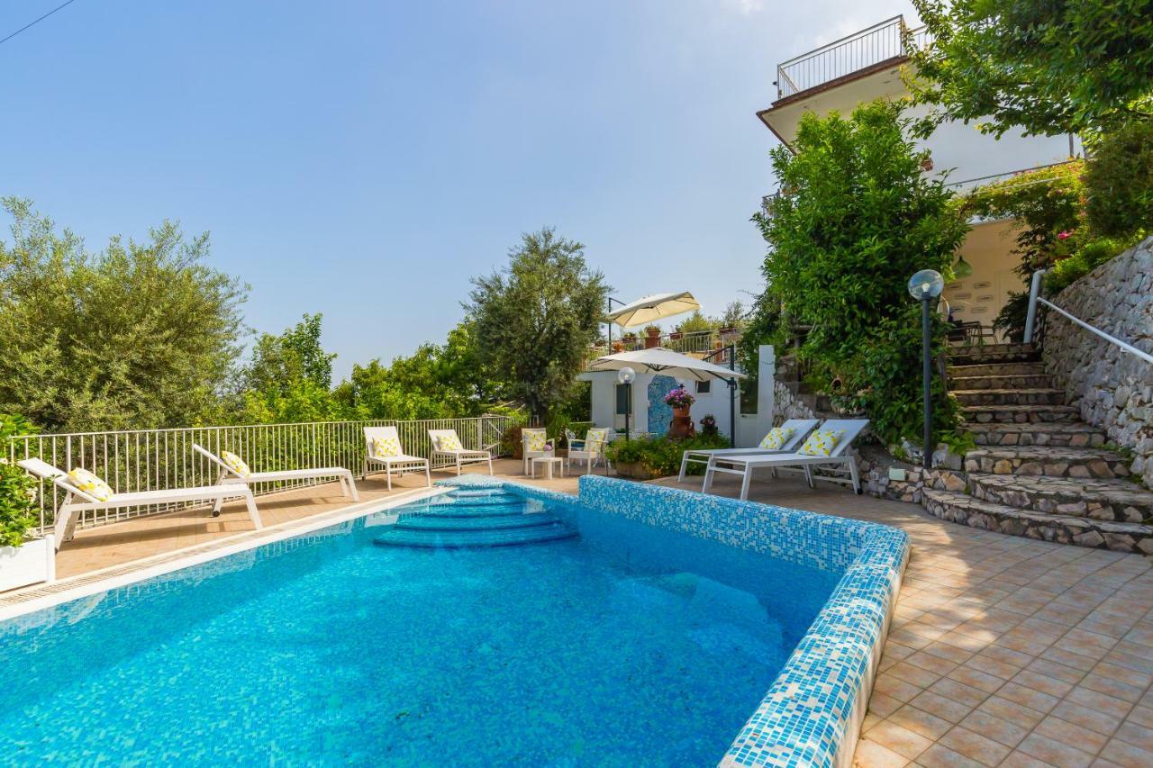 Villa Sorrento Flats Kültér fotó