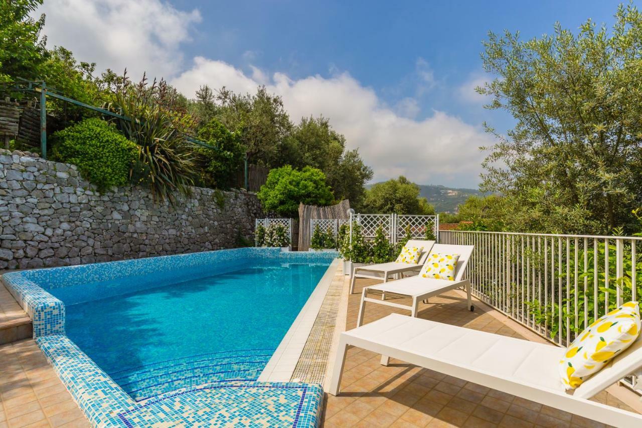 Villa Sorrento Flats Kültér fotó