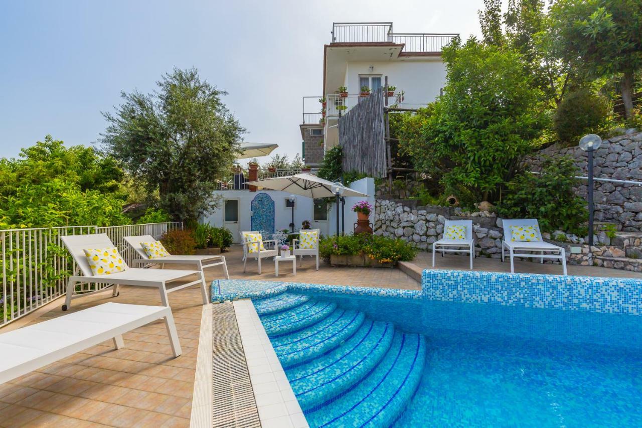 Villa Sorrento Flats Kültér fotó