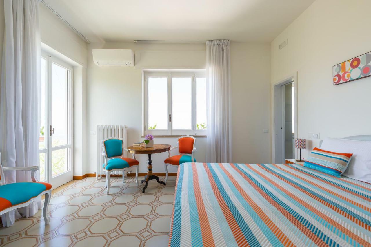 Villa Sorrento Flats Kültér fotó