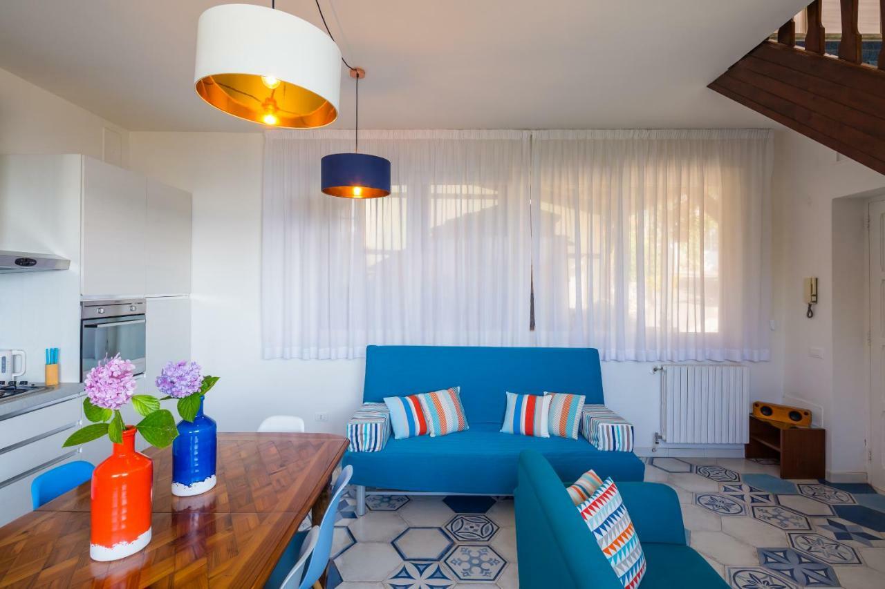 Villa Sorrento Flats Kültér fotó